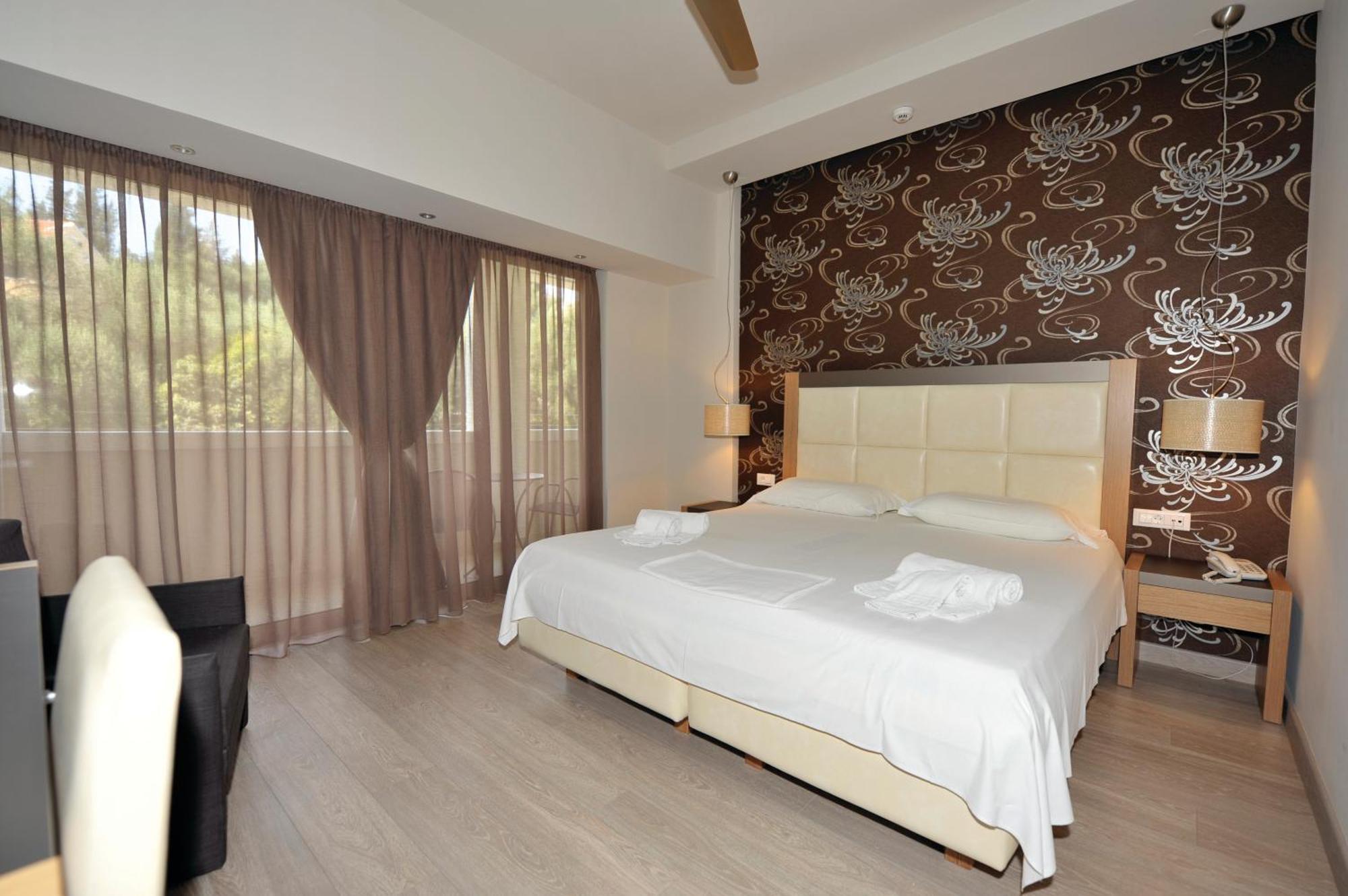Corfu Mare Hotel -Adults Only Екстер'єр фото