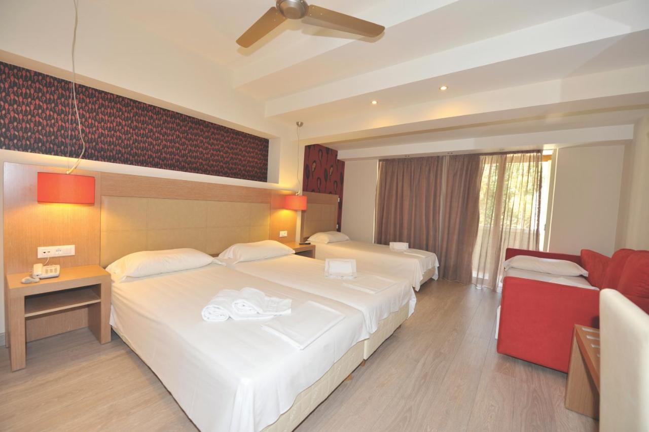 Corfu Mare Hotel -Adults Only Екстер'єр фото